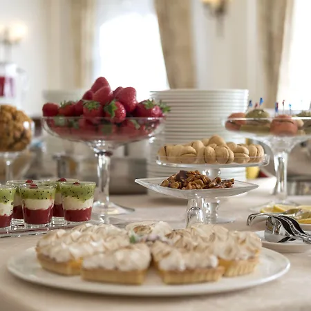 Cattani Stuart Xvii Secolo 4* 佩萨罗