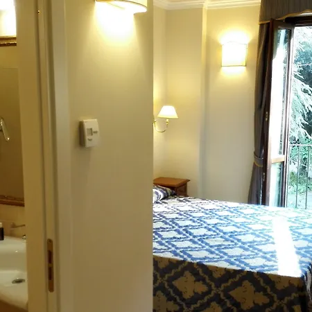 Cattani Stuart 4*