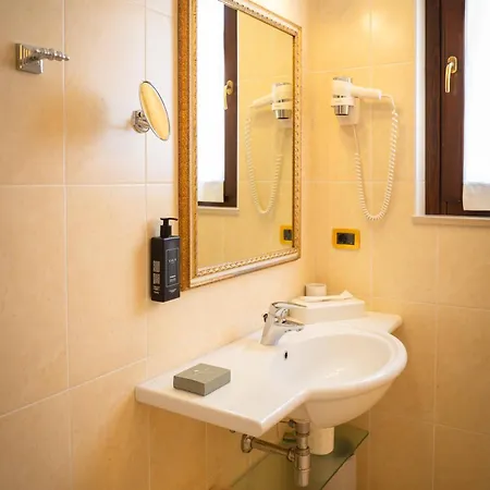 Cattani Stuart Hotel 4*