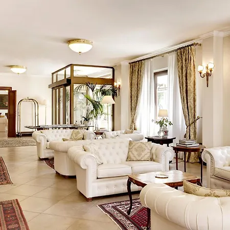 Cattani Stuart Hotel 4*