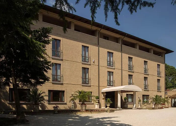 Cattani Stuart Xvii Secolo Hotel