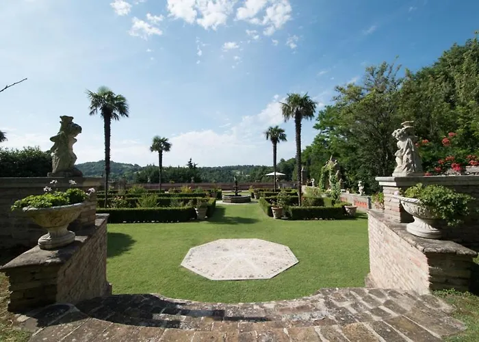 Hotel Cattani Stuart Xvii Secolo 4*